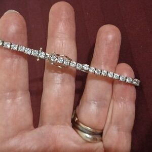 Macy's tennis bracelet Solid Sterling Silved Stamped 925 Faux Diamond 11g silver